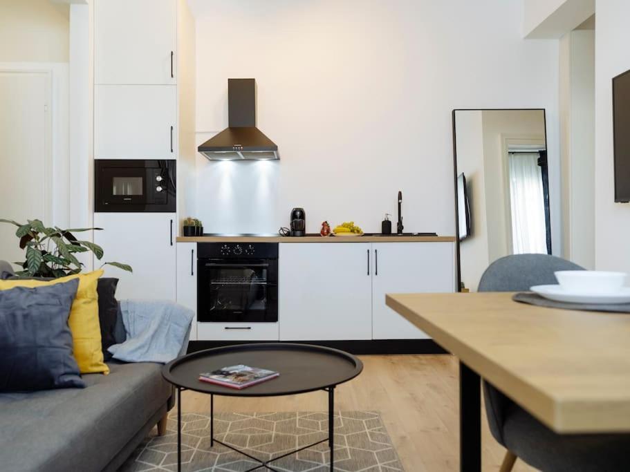 Sky Penthouse - Square Bucureşti