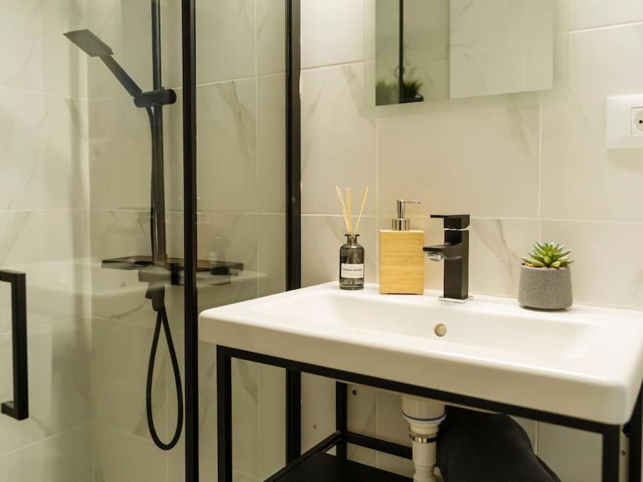 Sky Penthouse - Square Apartment *